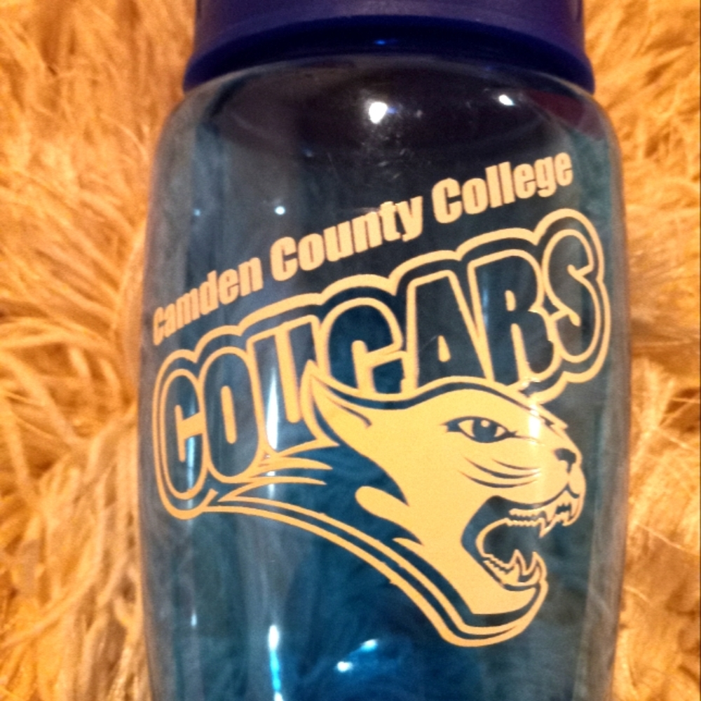 CCC Water Bottle - Picture 5 of 5